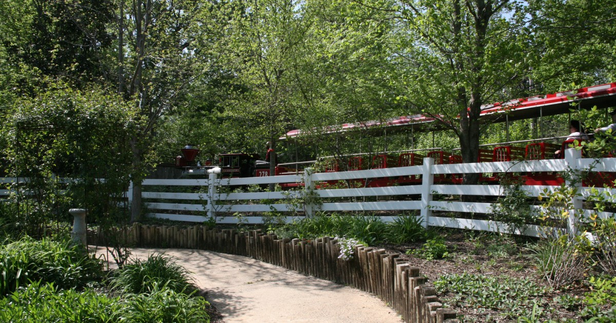 Memphis Zoo | Once Upon A Farm